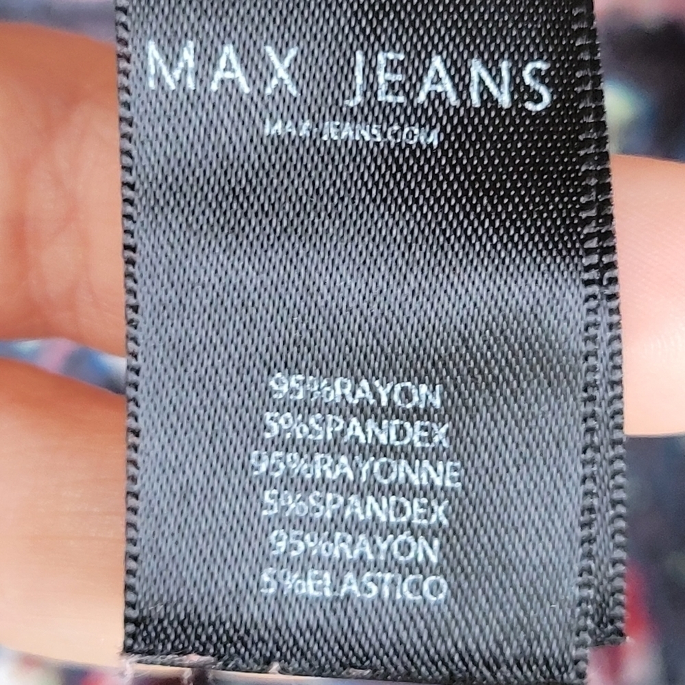 MAX Jeans Handkerchief Hem Floral Tank Size Large - Picture 6 of 7